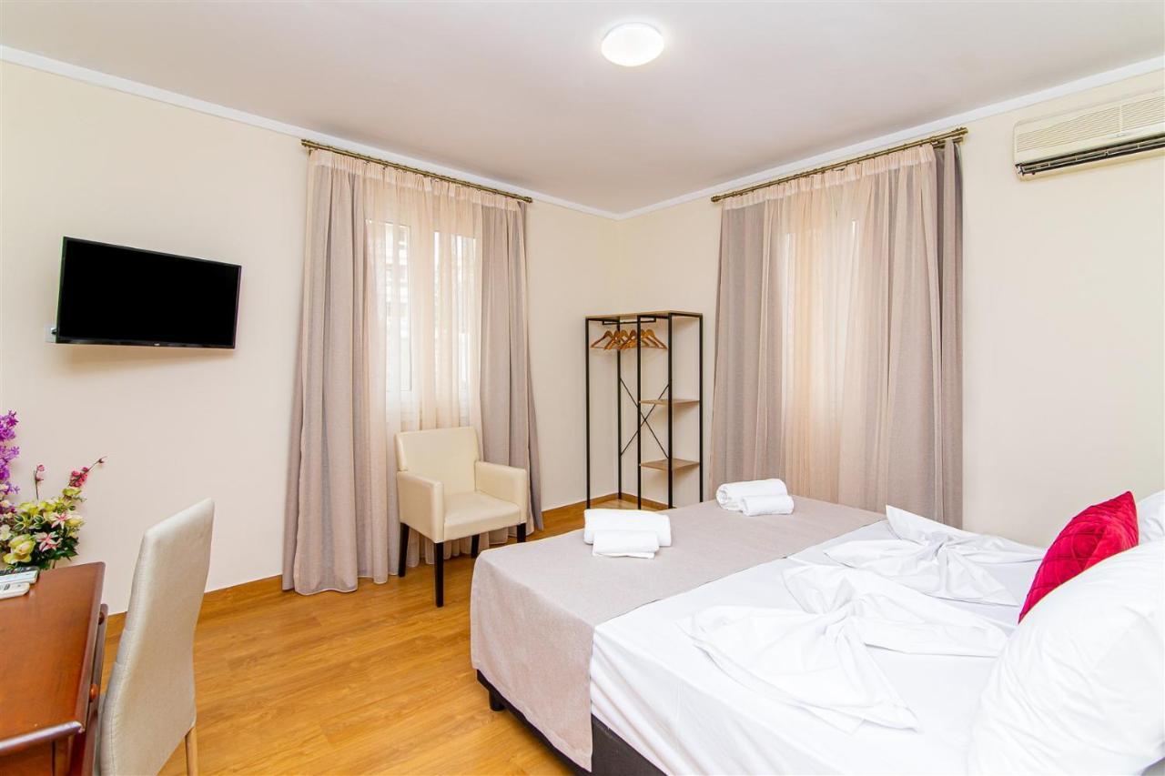 Dermatas Residence Heraklion City Center Exterior photo